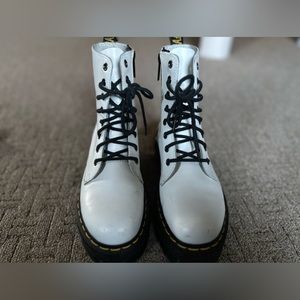 Dr. Marten Jaiden Boot. Womens 6 UK 4